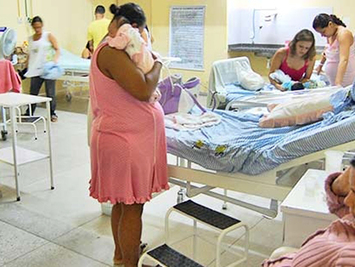 Mais de três mil leitos de obstetrícia são extintos em três anos 